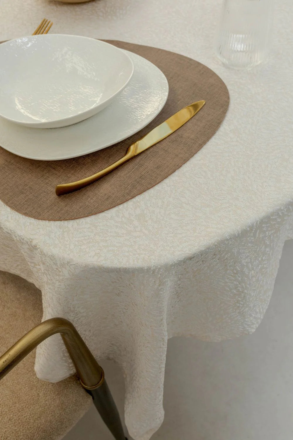 מפת שולחן דגם לקסוס לבן ב3 אורכים-מפת שולחן-ASHRAM-4 מטר-סופר הום