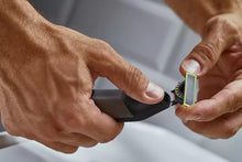 טען תמונה לצפייה בגלריה, מכונת תספורת פנים וגוף ONE BLADE דגם QP6541/15-מכונת גילוח-Philips-סופר הום