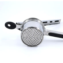 טען תמונה לצפייה בגלריה, מועך תפו"א לחיצה מנירוסטה + 3 דיסקיות-מועך תפו"א-Food appeal-סופר הום