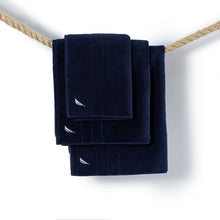 טען תמונה לצפייה בגלריה, מגבות מכל הגדלים במגוון צבעים-סדרת מגבות עם כל הגדלים-NAUTICA-50/90-אפור בהיר-סופר הום