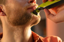 Load image into Gallery viewer, מכונת גילוח ONE BLADE דגם QP2724/10-מכונת גילוח-Philips-סופר הום