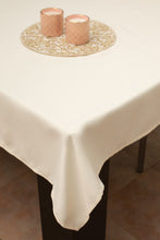 טען תמונה לצפייה בגלריה, מפת שולחן פאולינה - במגוון צבעים-מפת שולחן-ASHRAM-עגולה 180 ס"מ-לבן-סופר הום