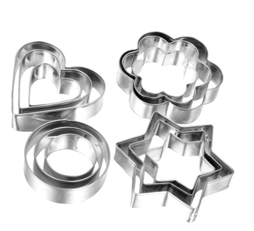 סט 12 חותכנים בצורות וגדלים-חותכנים-Cucina-סופר הום