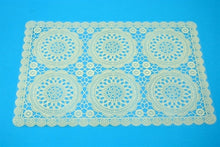 Load image into Gallery viewer, פלייסמט תחרה מרובע שחור/לבן/קרם-פלייסמנט-SUPERHOME סופרהום-שחור-סופר הום