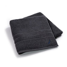 טען תמונה לצפייה בגלריה, מגבות מכל הגדלים במגוון צבעים-סדרת מגבות עם כל הגדלים-NAUTICA-50/90-אפור בהיר-סופר הום