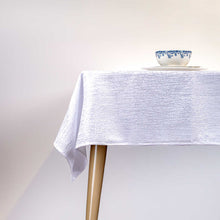 Load image into Gallery viewer, מפת ג&#39;קארד מהודרת- ELIZABETH לבן-מפת שולחן-Food Appeal-סופר הום
