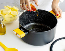 Load image into Gallery viewer, סיר בישול עם מכסה 28 ס&#39;&#39;מ 6 ליטר Soltam Cube - צבע צבעוני-סירי אלומיניום-Soltam סולתם-סופר הום
