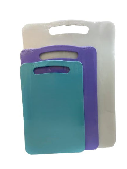 קרש חיתוך פלסטיק קשיח בשלושה גדלים ומגוון צבעים-קרש חיתוך-ItalPlast-גדול- 30*42 ס״מ-סגול-סופר הום