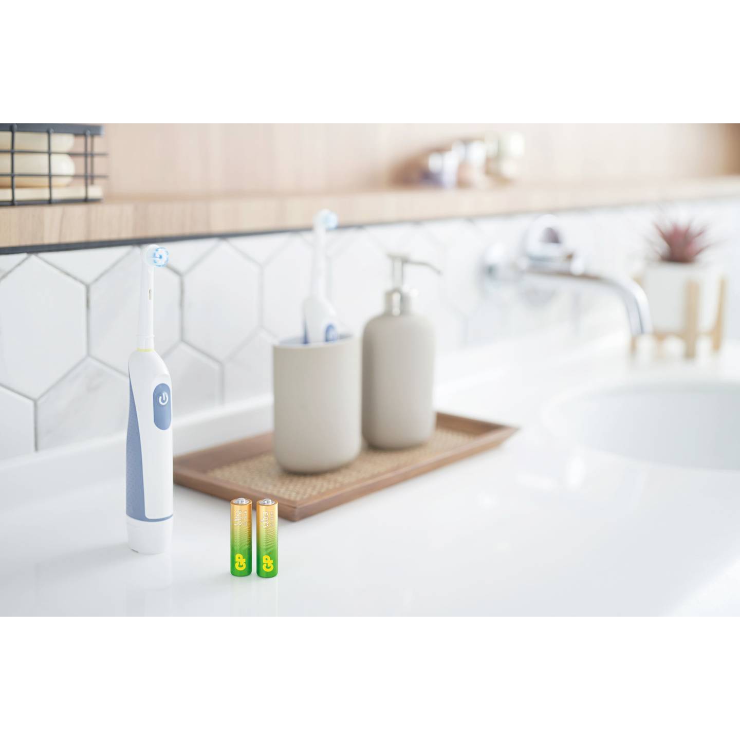 12 סוללות AA דגם Ultra Alkaline-בטריה-GP-סופר הום