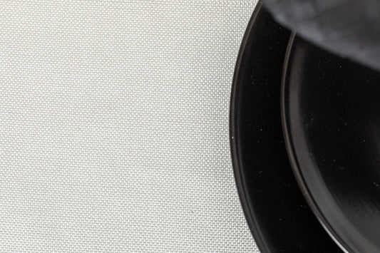 מפת שולחן דגם גרייס לבן ב2 אורכים-מפת שולחן-ASHRAM-4 מטר-סופר הום