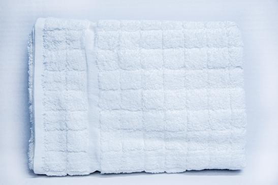 מגבת טוליפ ענק 140*90 - מגוון צבעים-מגבת גוף-Via Home-לבן-סופר הום