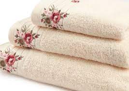 סט מגבות פרחים - במגוון צבעים-סדרת מגבות עם כל הגדלים-Cotton Avenue-אופוויט-מגבת ידיים 40/60 ס